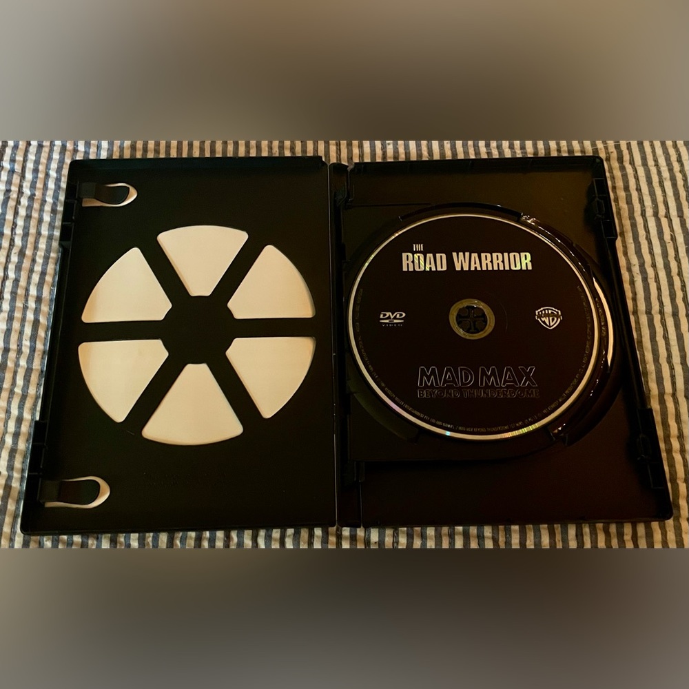 🏍️ Mad Max 3-Film Collection DVD 🏍️ - Picture 3 of 4